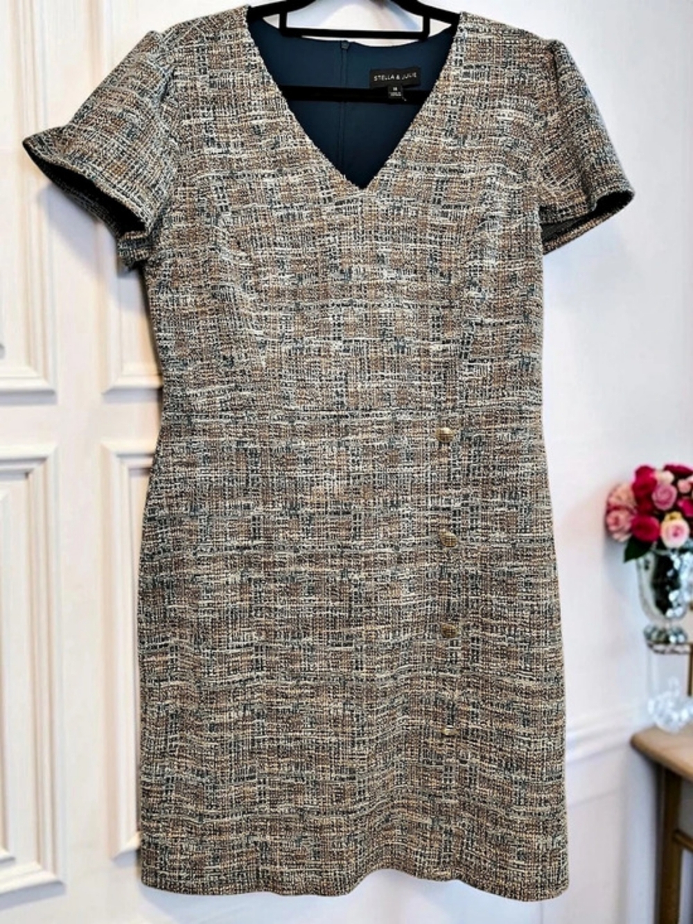 Stella & Julie Size 14 Tweed Shift Dress Plaid V-Neck Short Sleeve Gold Buttons